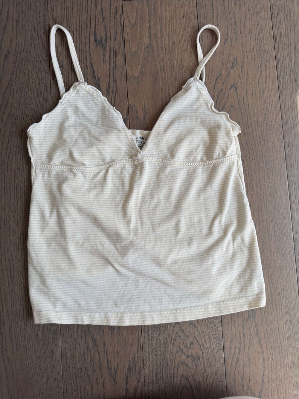 Brandy Melville butter yellow & white striped top with a bow 🧈